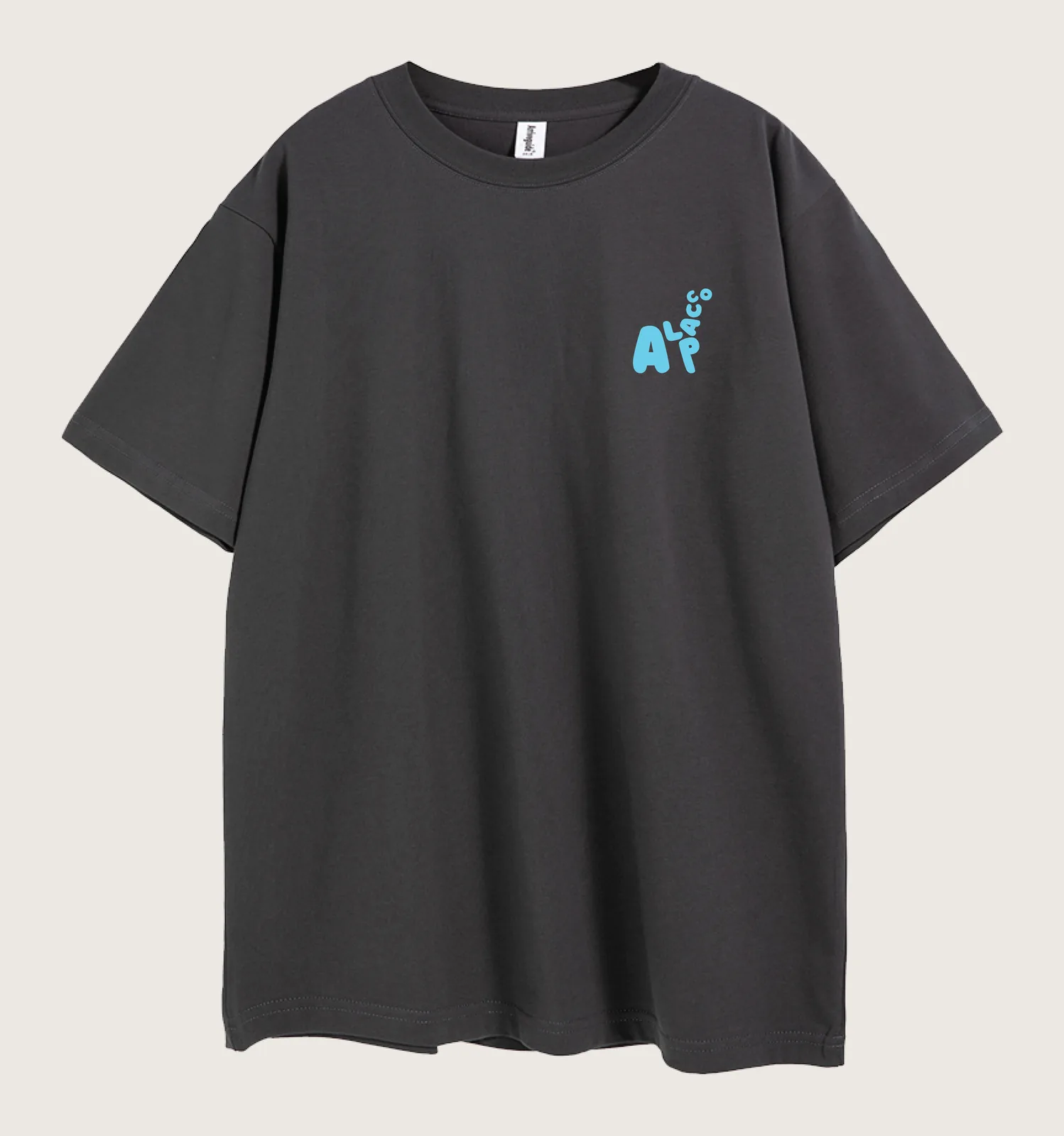 Oversized vs regular fit t shirt: Alpacco 260gsm oversized graphic tee in Dark Grey, front with small alpaca logo